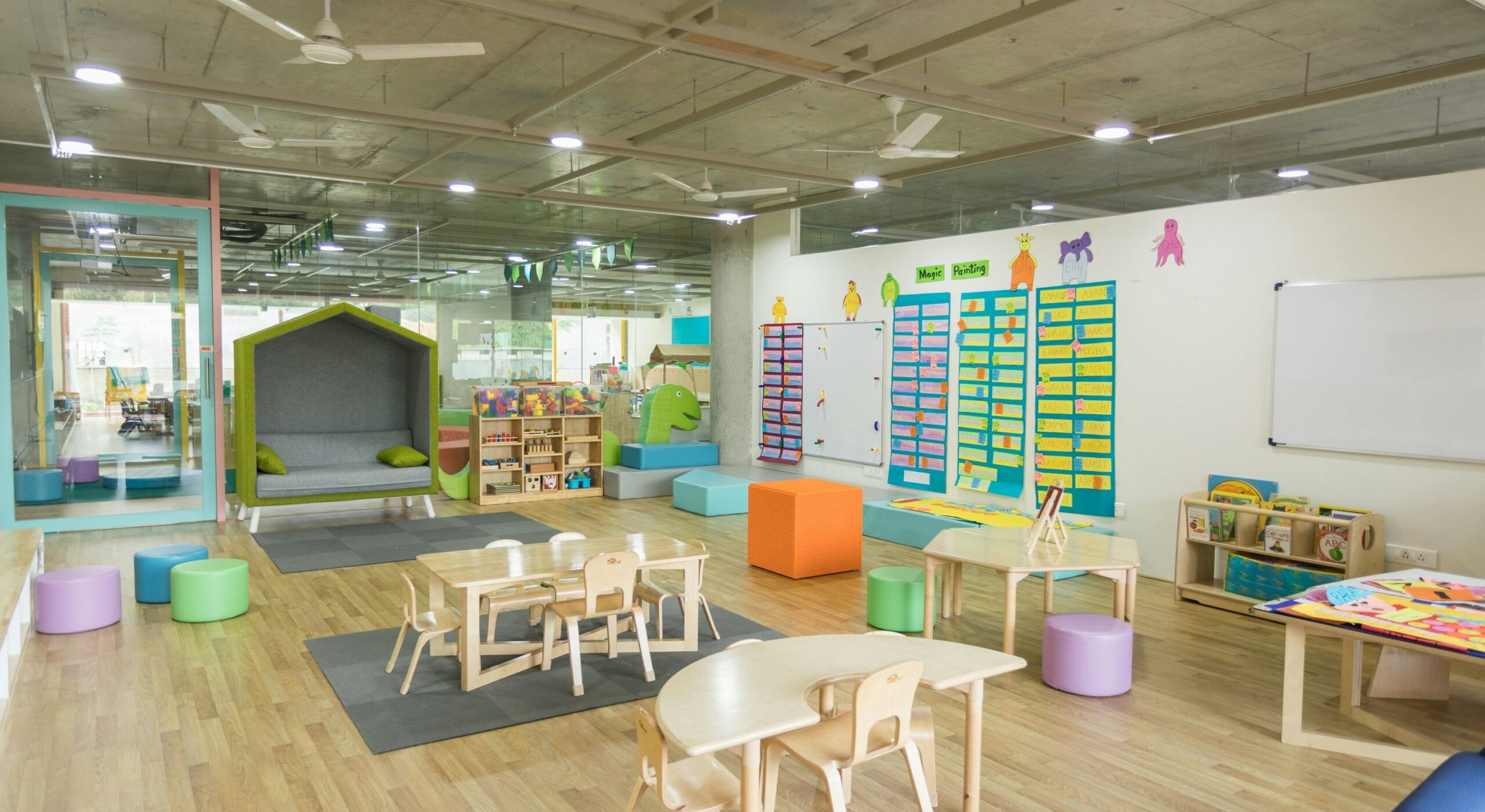 photo-1567746455504-cb3213f8f5b8